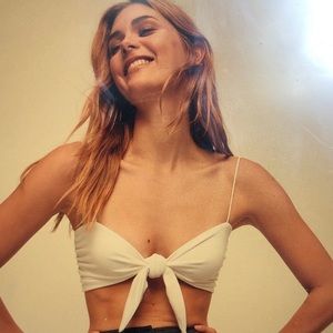 Aritzia Wilfred Free Tiny Tie-Front Bra Top